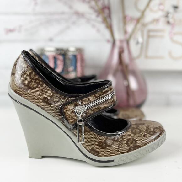 BCBGirl‎ NWOT Enrica Wedge Heels Size 7.5 - Picture 3 of 8